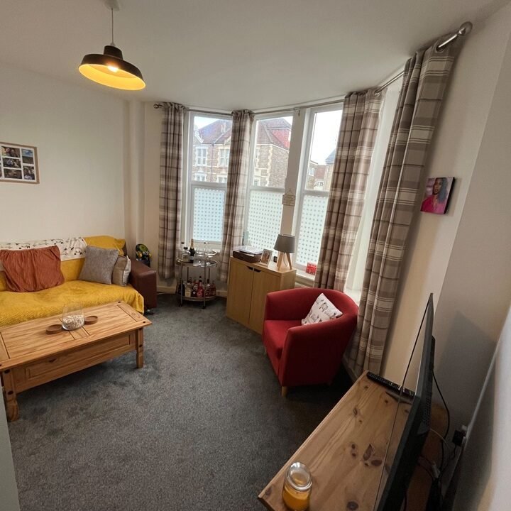 gordon-road-flat-living-room