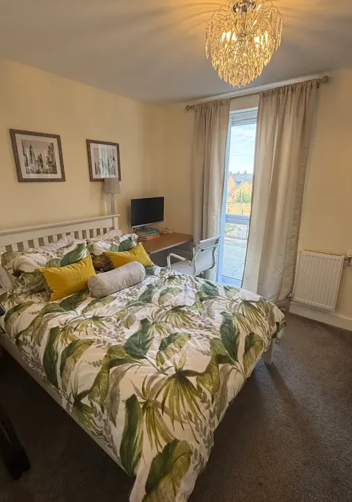 2-bed-flat-Cranwell-Road-bedroom1b